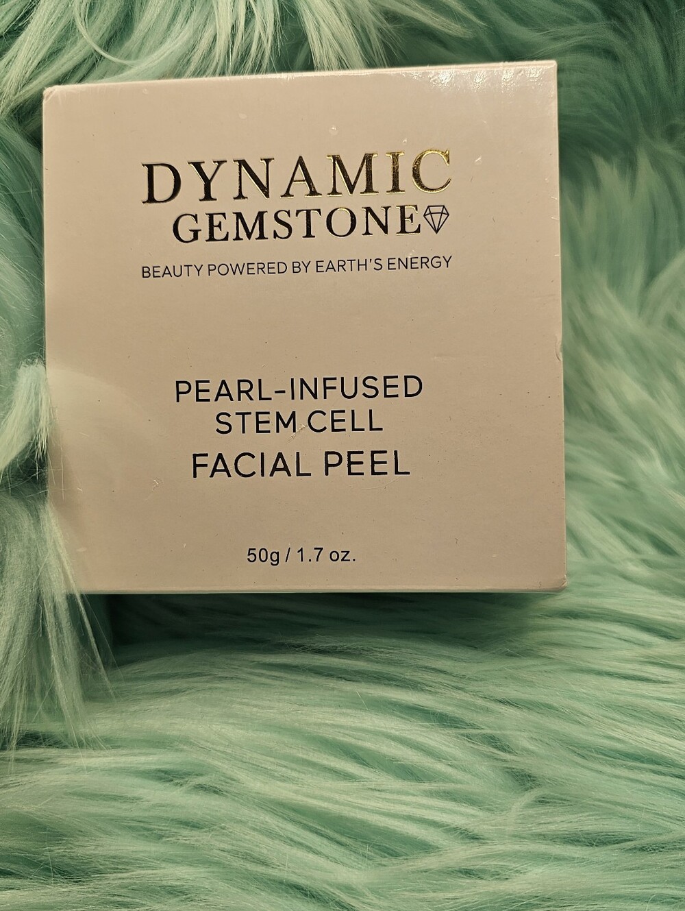 Dynamic Gemstone  Pearl-Infused Stem Cell Facial Peel — Gold
